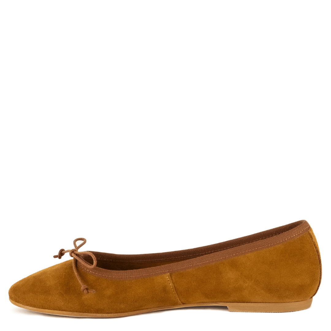 Pila Tan Suede