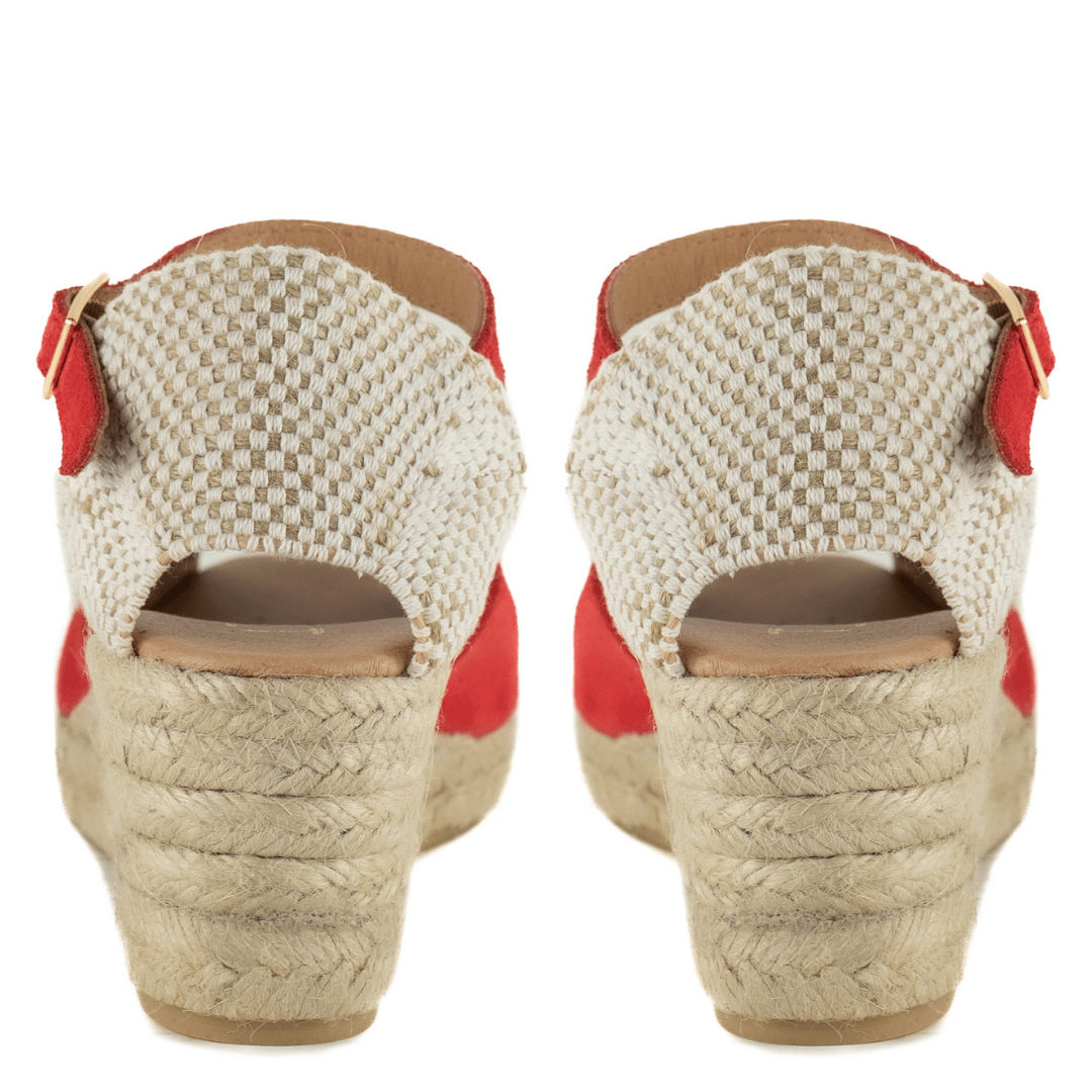 Cora Red
