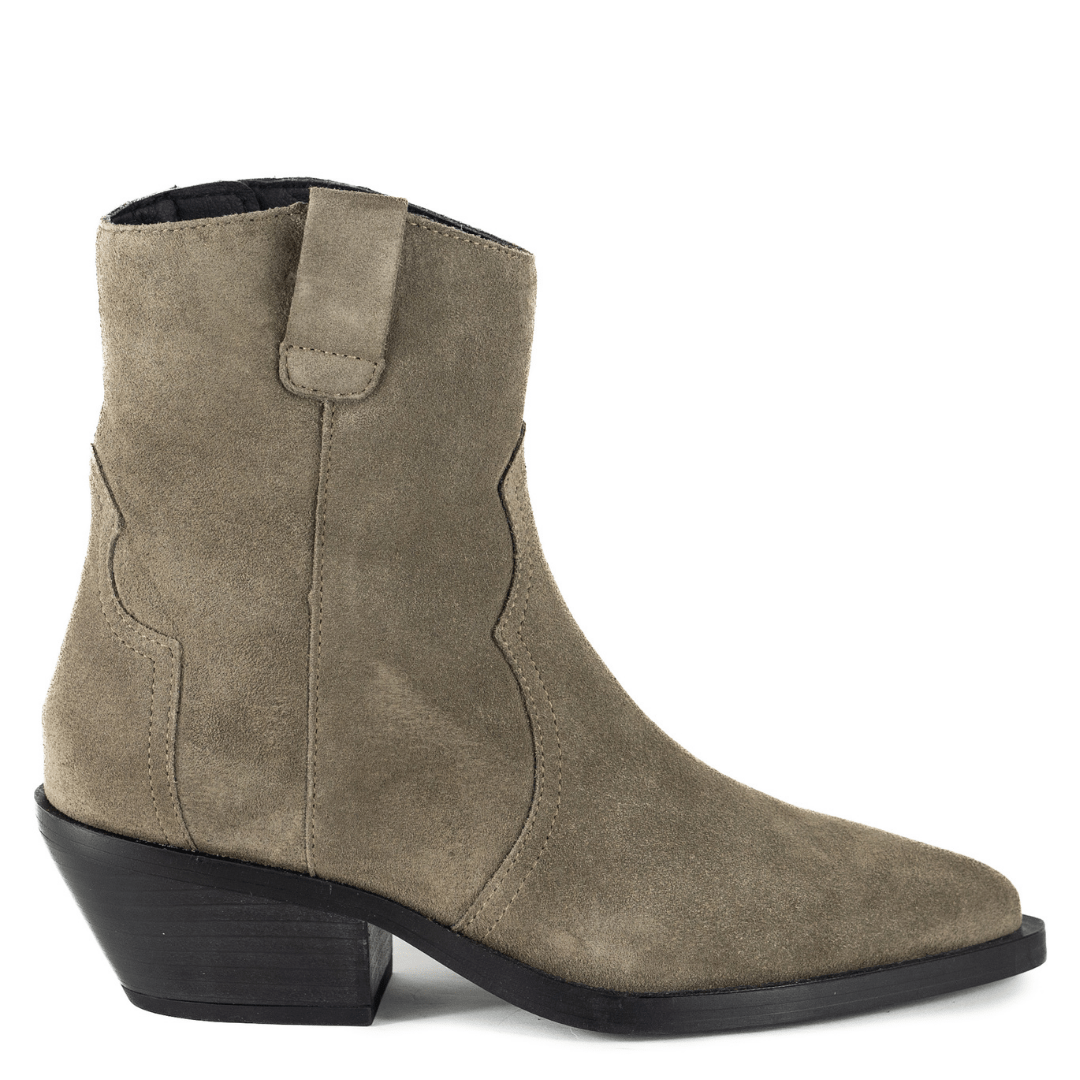 Cucito Grey Suede