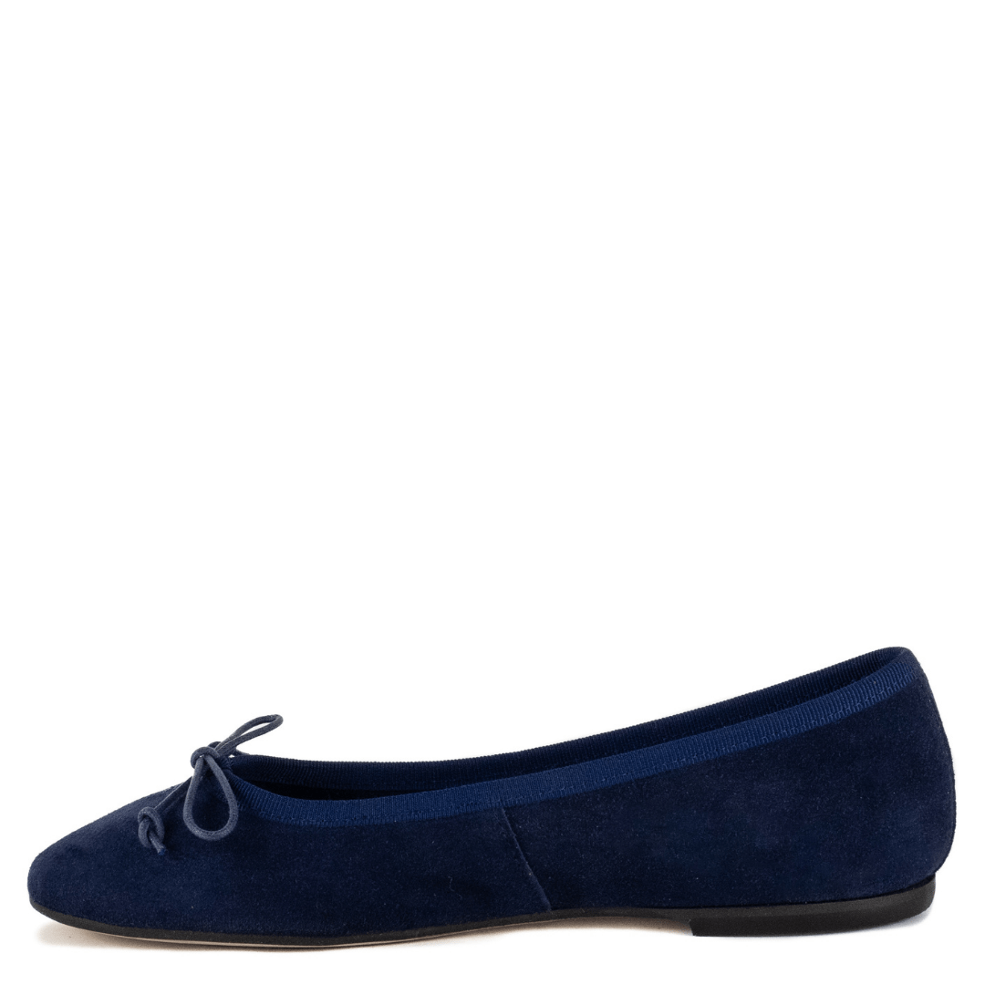 Pila Navy Suede