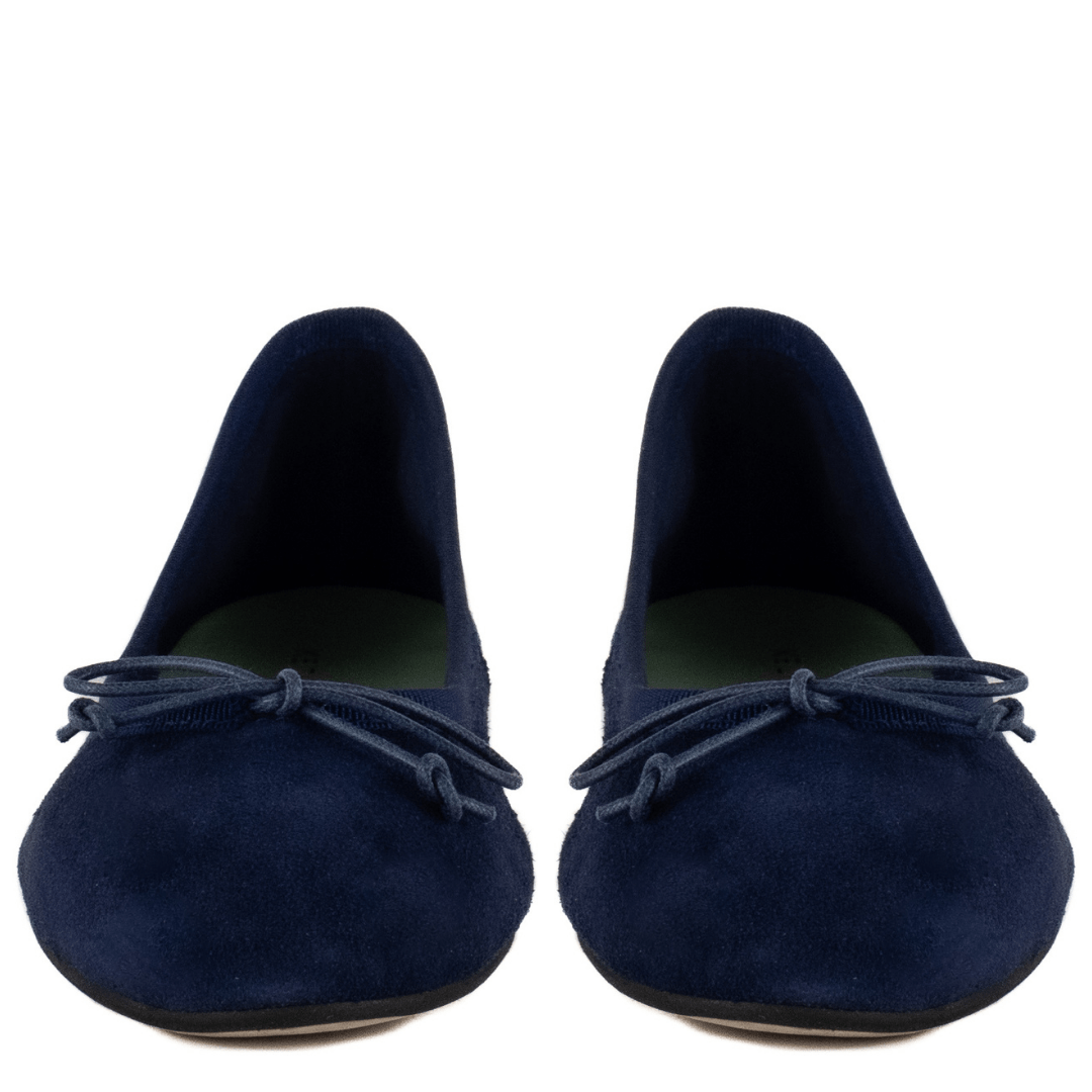 Pila Navy Suede