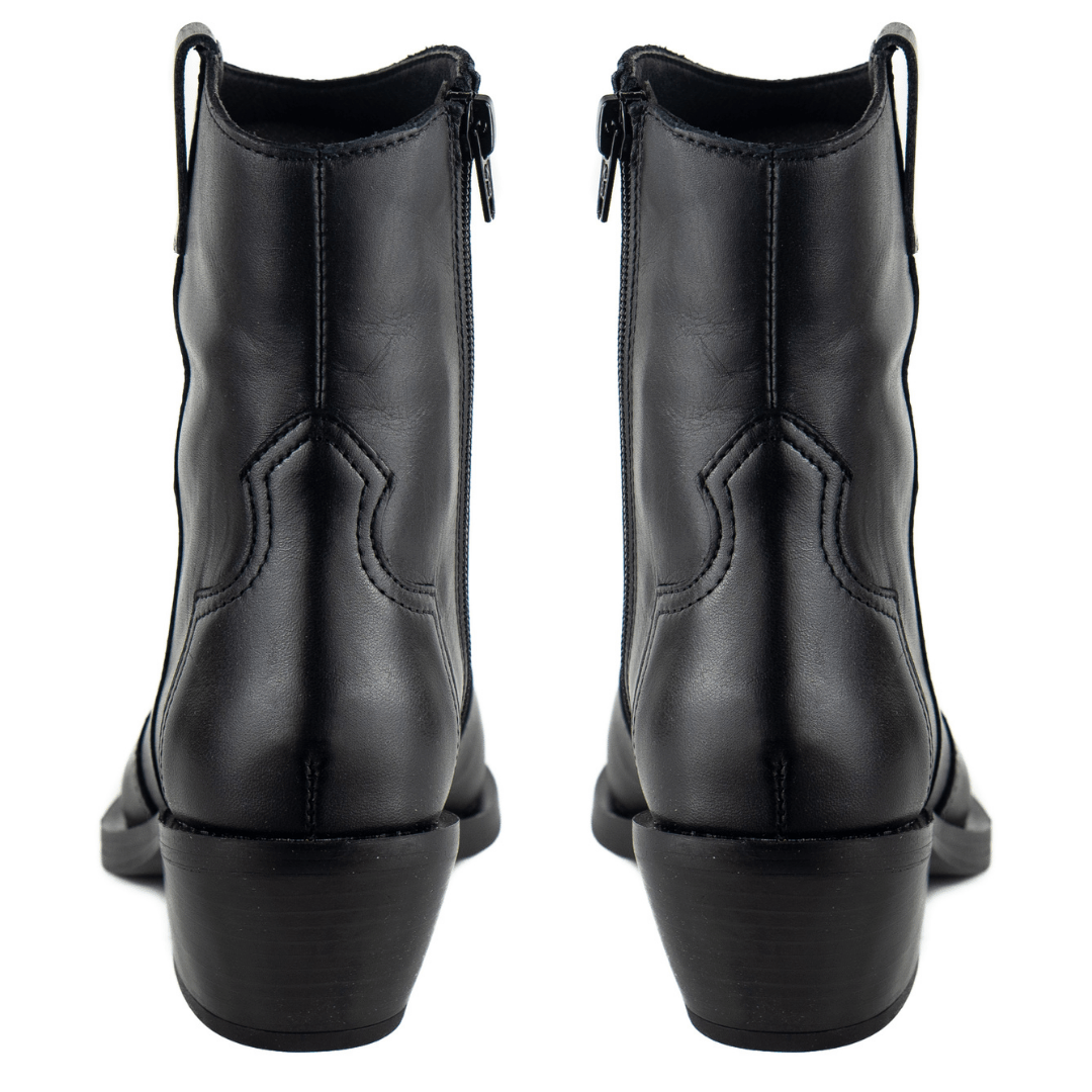 Cucito Black