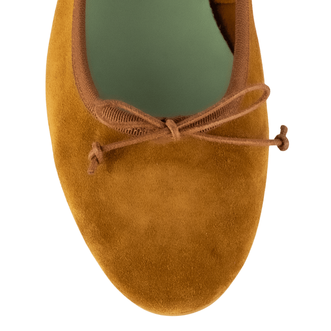 Pila Tan Suede