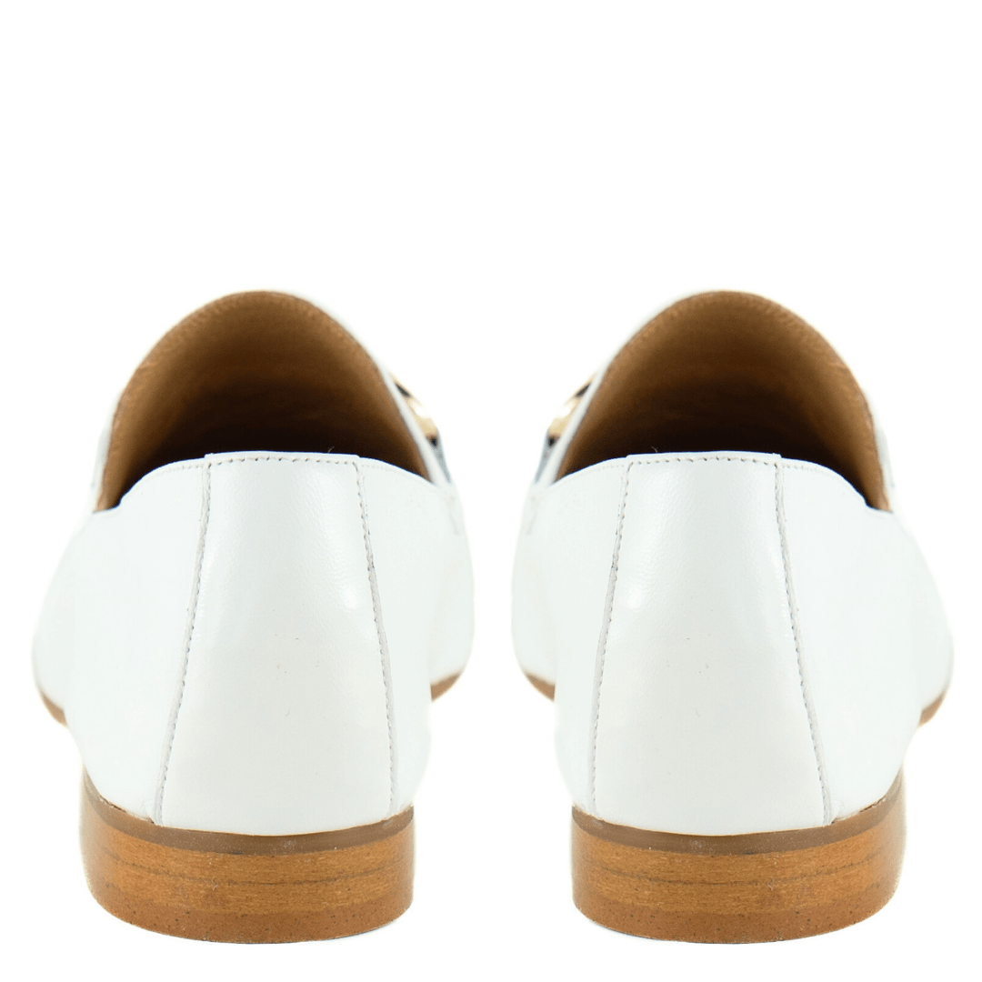 Pezzan White