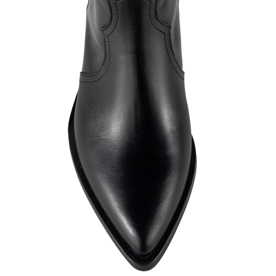 Cucito Black