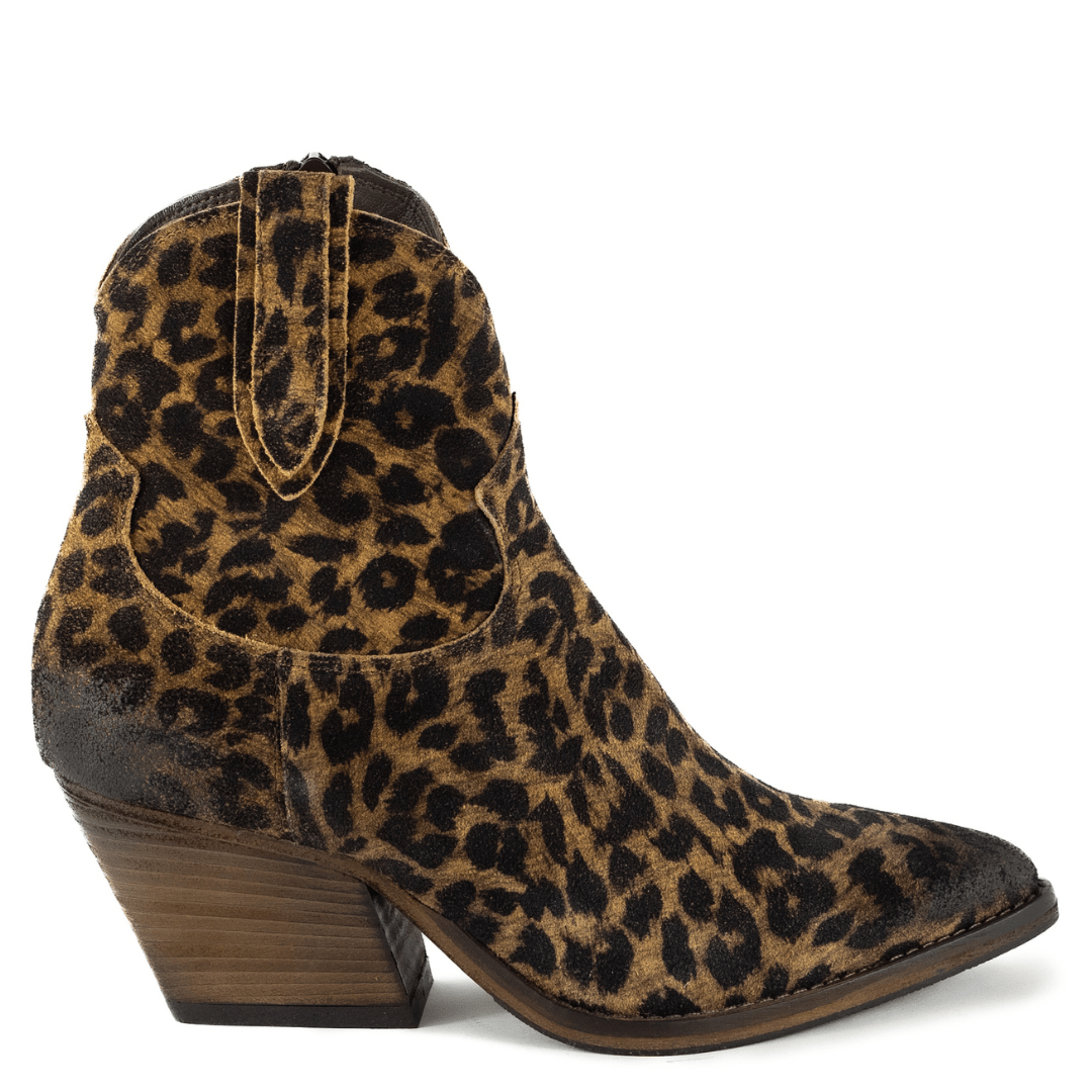 Cheetah print cowboy boots online