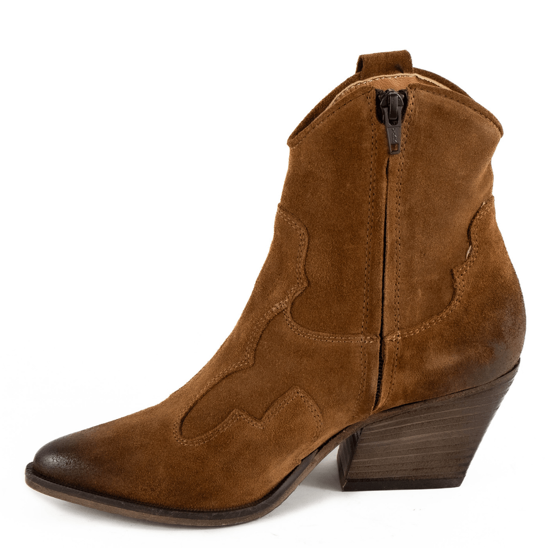 Prato Tan Suede