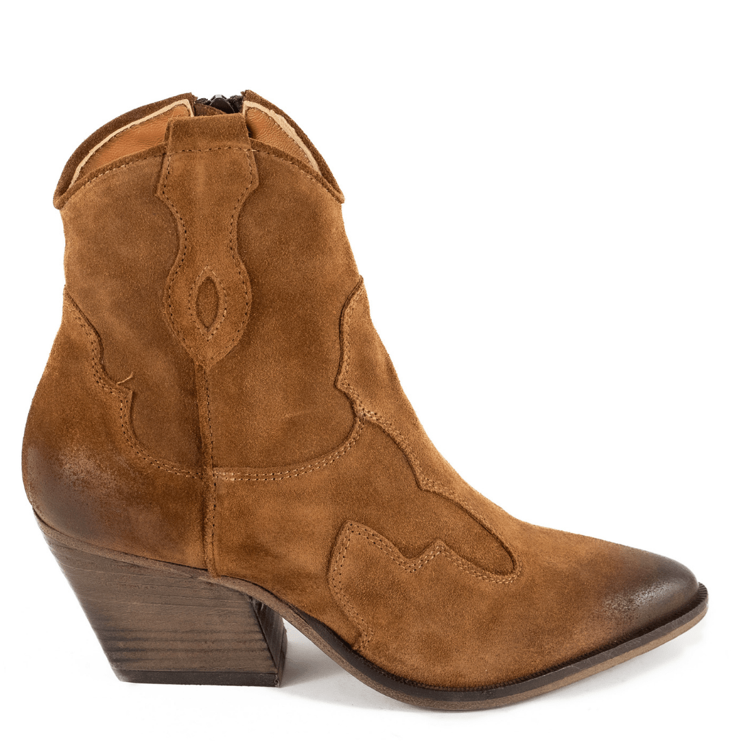 Prato Tan Suede