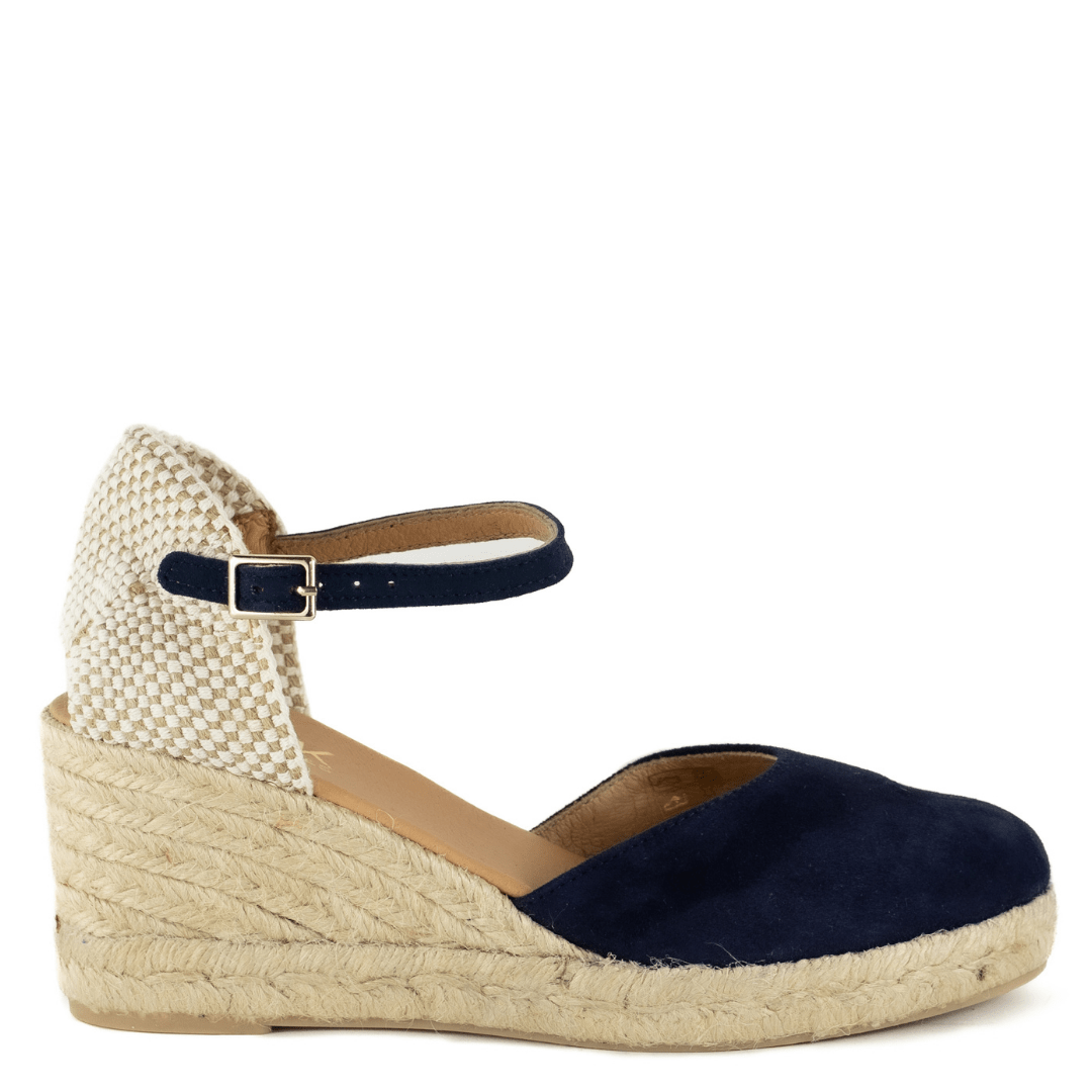 Evita Navy