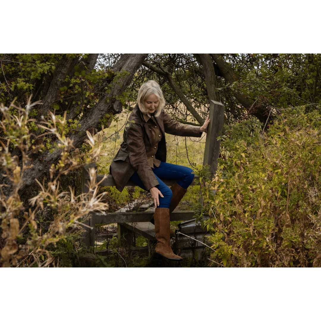 Casoria Tan Suede