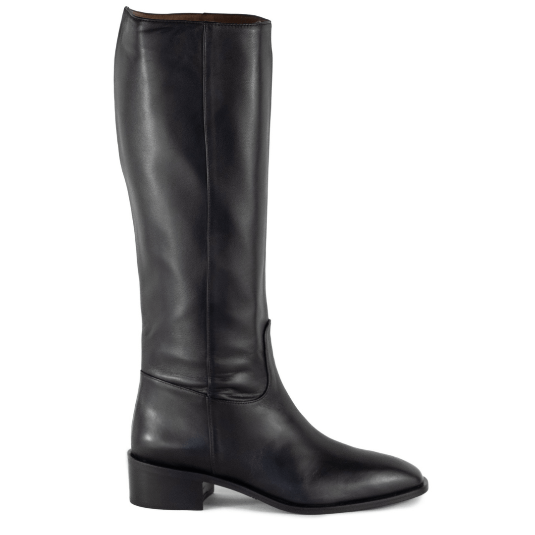 Casoria Black