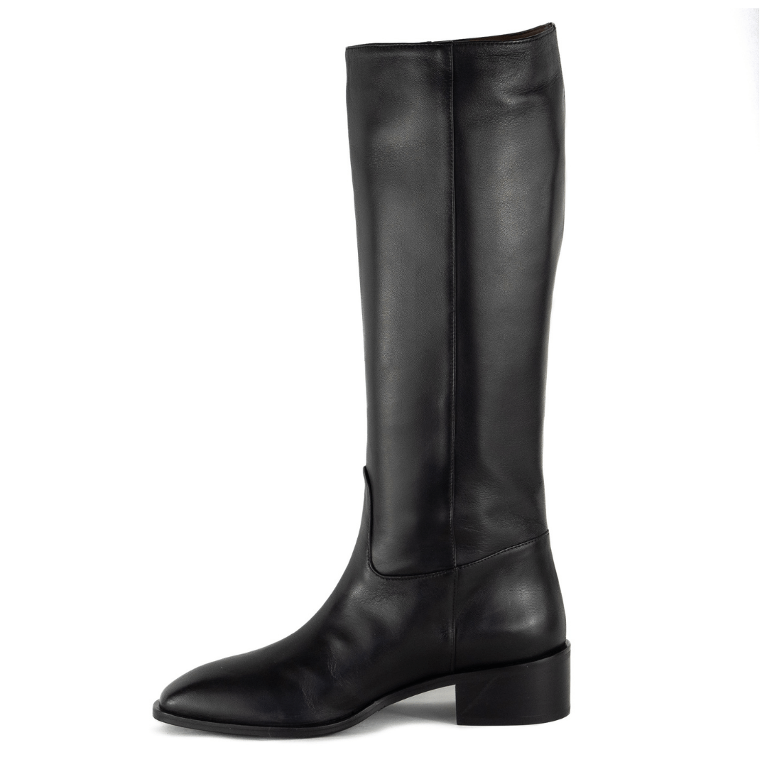 Casoria Black