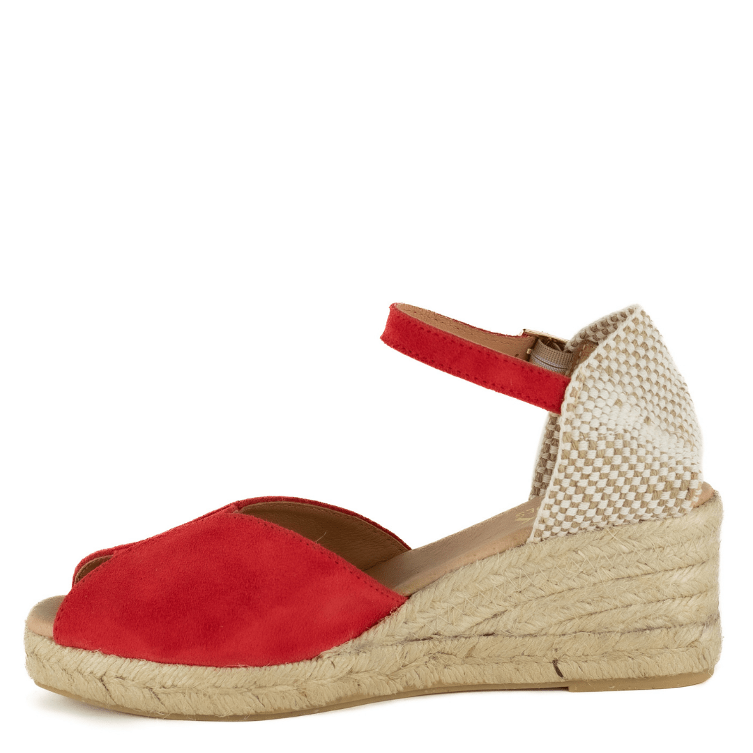 Cora Red