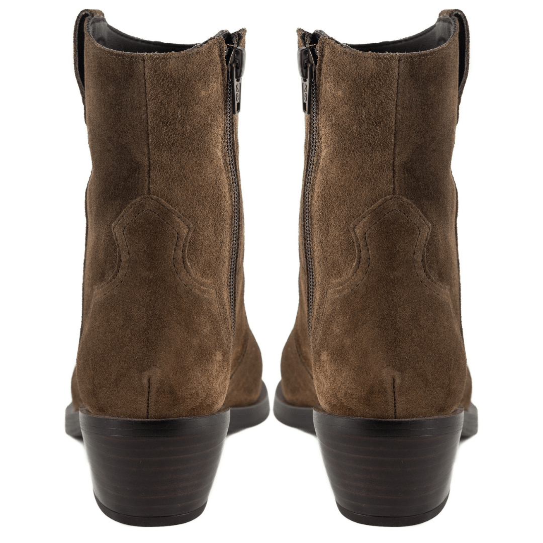 Cucito Dark Brown Suede